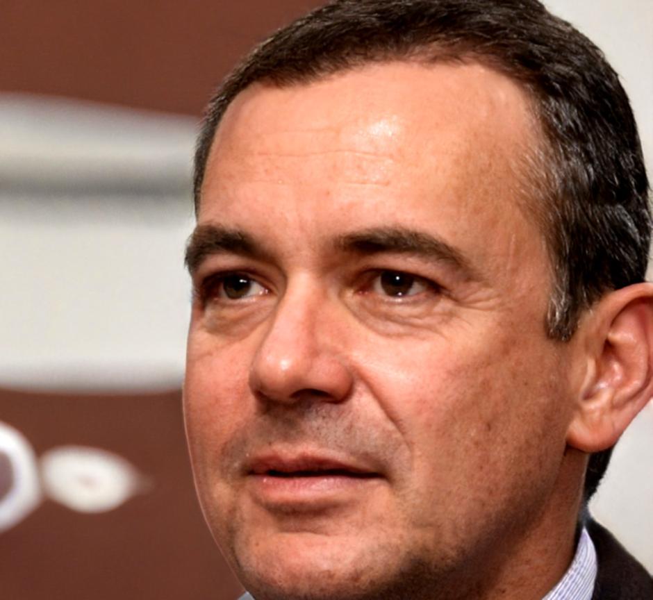 Dmitri Kovač, Investment Communications Specialist