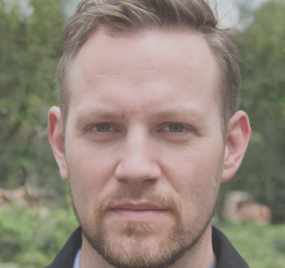 Professional headshot of program graduate